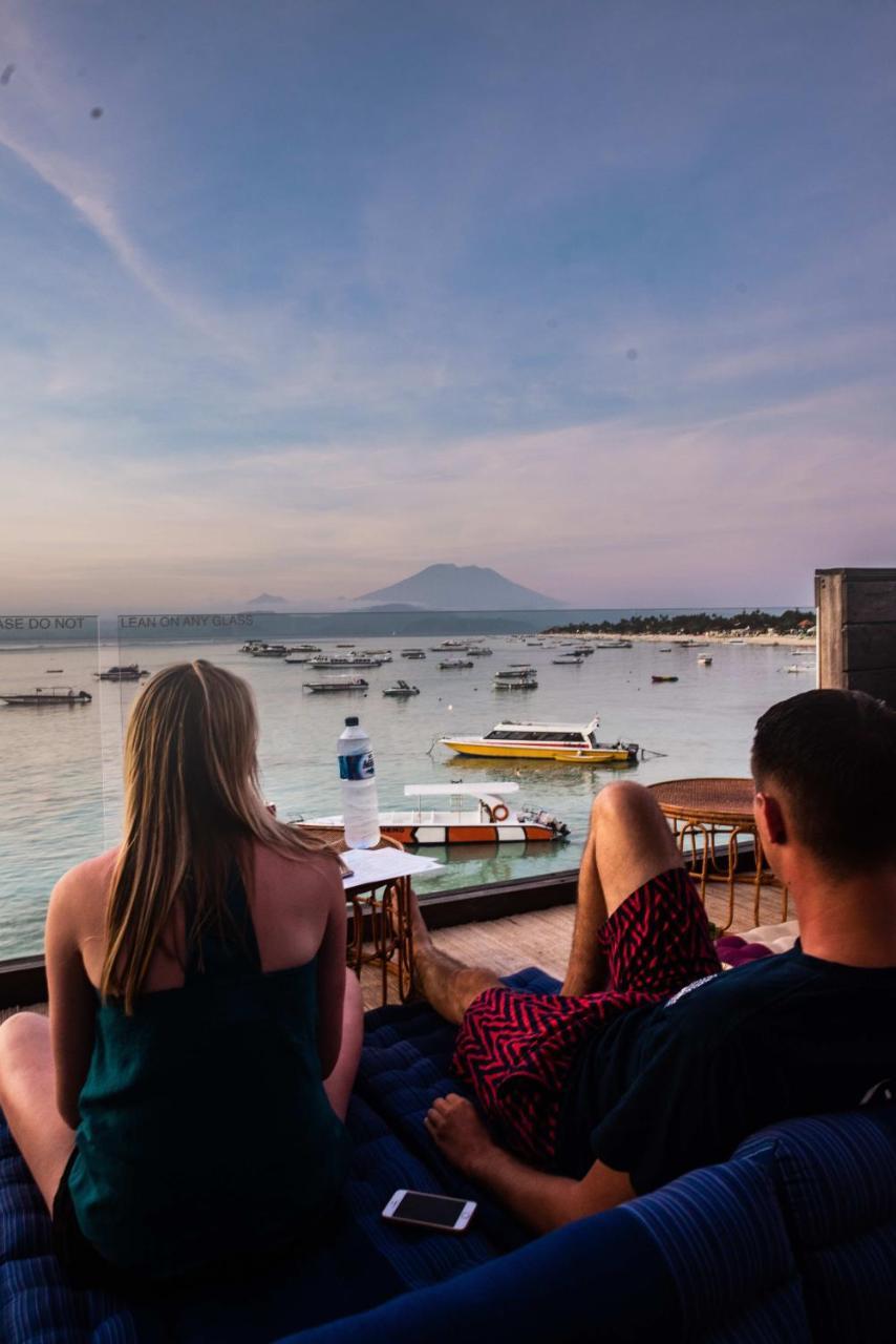 Playgrounds Wave Lodge Lembongan Exterior foto